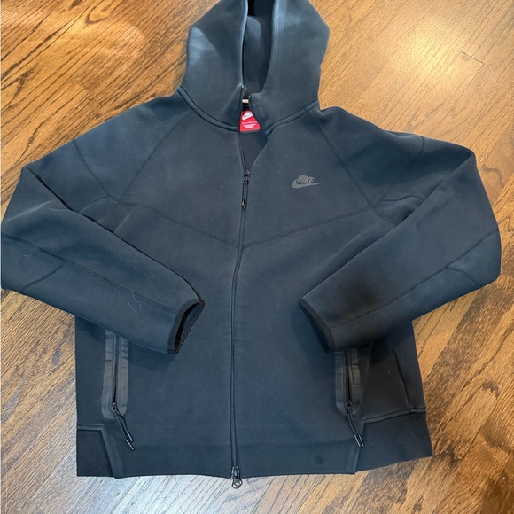 Nike Men's Black Full-Zip Hooded Jacket - Picture 7 of 10